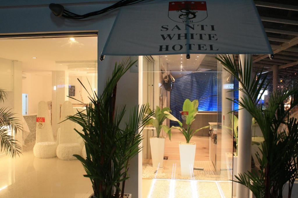 Santi White Hotel Phuket Екстериор снимка