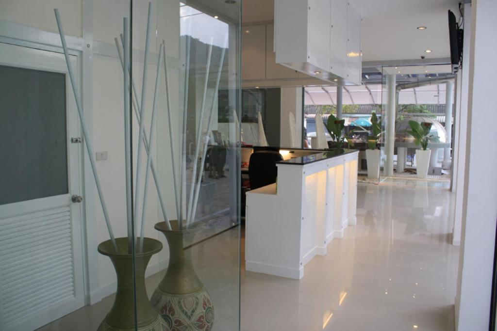 Santi White Hotel Phuket Екстериор снимка